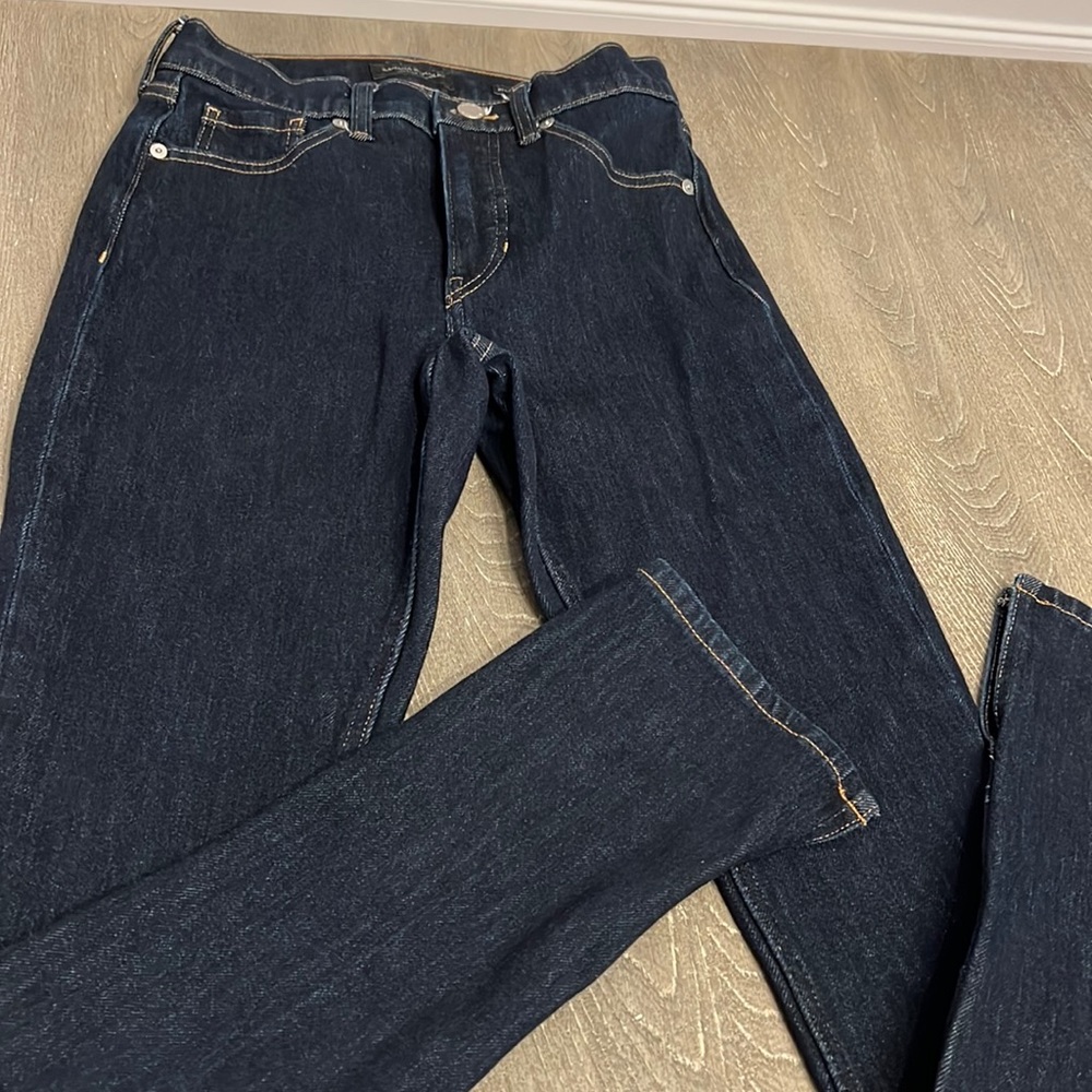Banana republic, premium denim, high-rise slim stiletto, size 26 petite.